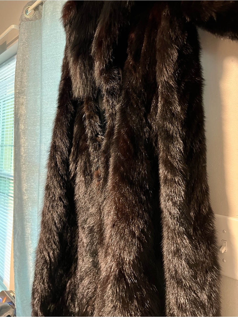 Vintage Dennis Basso Black Mink Fur Long Coat - Women's Luxury Outerwear - Picture 3 of 9